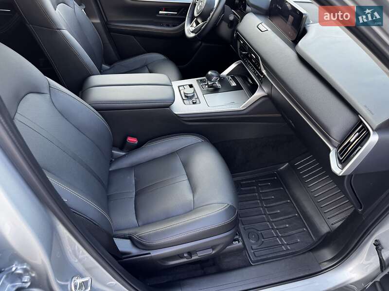 Позашляховик / Кросовер Mazda CX-90 2023 в Дніпрі