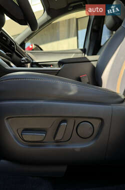 Позашляховик / Кросовер Mazda CX-90 2023 в 