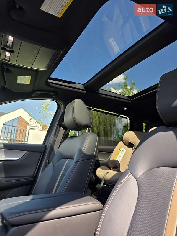 Внедорожник / Кроссовер Mazda CX-90 2024 в Киеве фото 22 Внедорожник / Кроссовер Mazda CX-90 2024 в Киеве