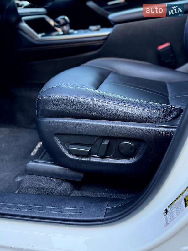 Внедорожник / Кроссовер Mazda CX-90 2023 в Запорожье фото 9 Внедорожник / Кроссовер Mazda CX-90 2023 в Запорожье