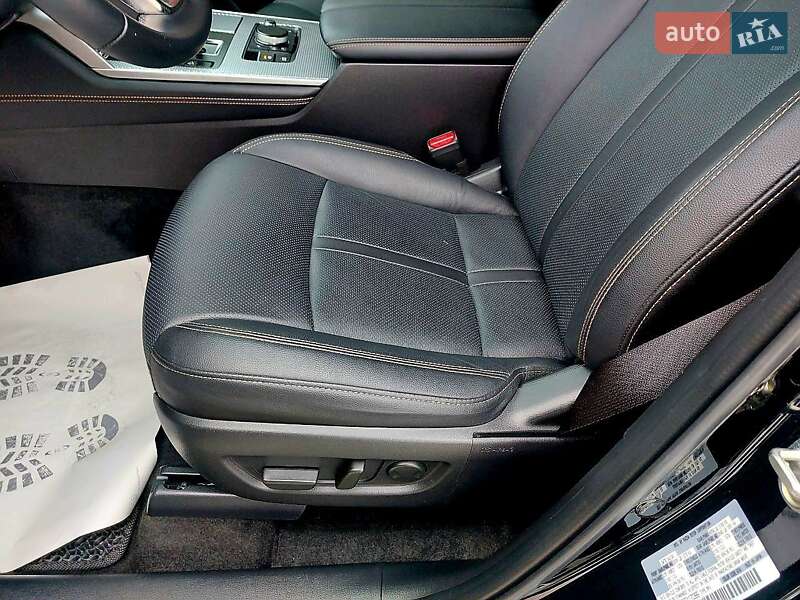 Позашляховик / Кросовер Mazda CX-90 2024 в Дубні