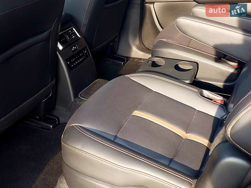 Внедорожник / Кроссовер Mazda CX-90 2023 в Ковеле фото 24 Внедорожник / Кроссовер Mazda CX-90 2023 в Ковеле