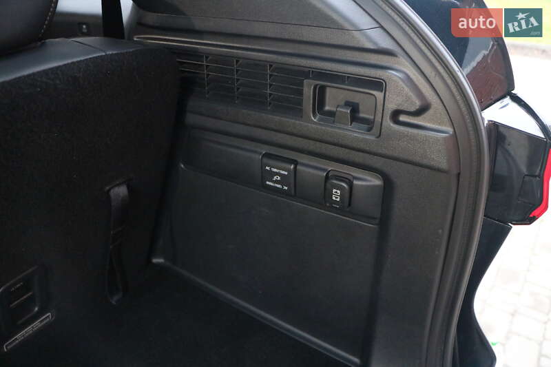 Внедорожник / Кроссовер Mazda CX-90 2023 в Киеве