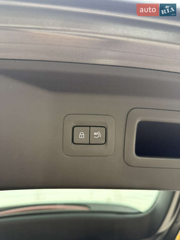 Внедорожник / Кроссовер Mazda CX-90 2023 в Киеве фото 13 Внедорожник / Кроссовер Mazda CX-90 2023 в Киеве