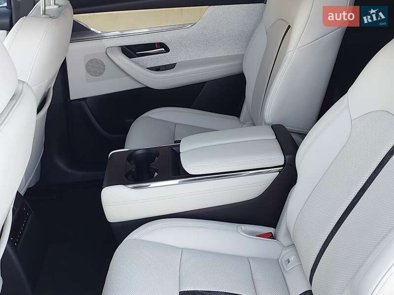 Внедорожник / Кроссовер Mazda CX-90 2024 в Ковеле фото 16 Внедорожник / Кроссовер Mazda CX-90 2024 в Ковеле