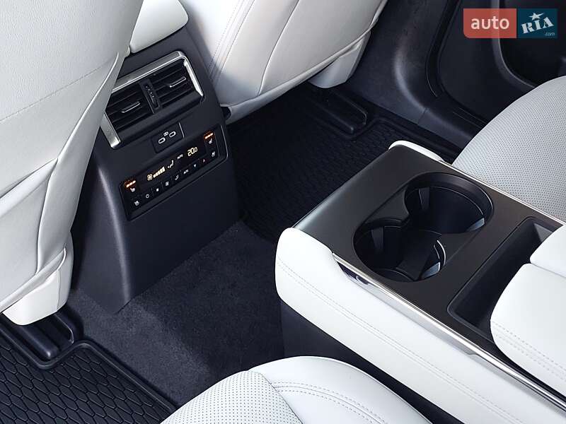 Внедорожник / Кроссовер Mazda CX-90 2024 в Ковеле фото 18 Внедорожник / Кроссовер Mazda CX-90 2024 в Ковеле