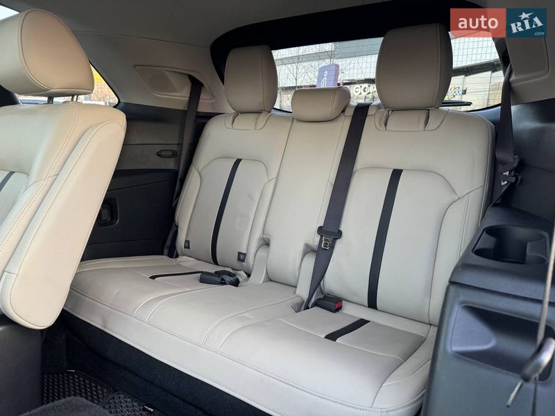 Внедорожник / Кроссовер Mazda CX-90 2023 в Киеве фото 10 Внедорожник / Кроссовер Mazda CX-90 2023 в Киеве