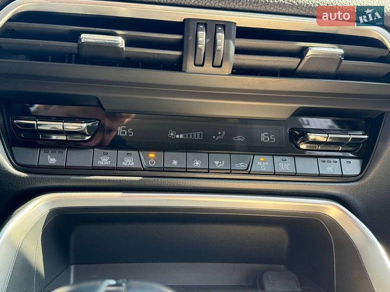 Внедорожник / Кроссовер Mazda CX-90 2023 в Киеве фото 24 Внедорожник / Кроссовер Mazda CX-90 2023 в Киеве