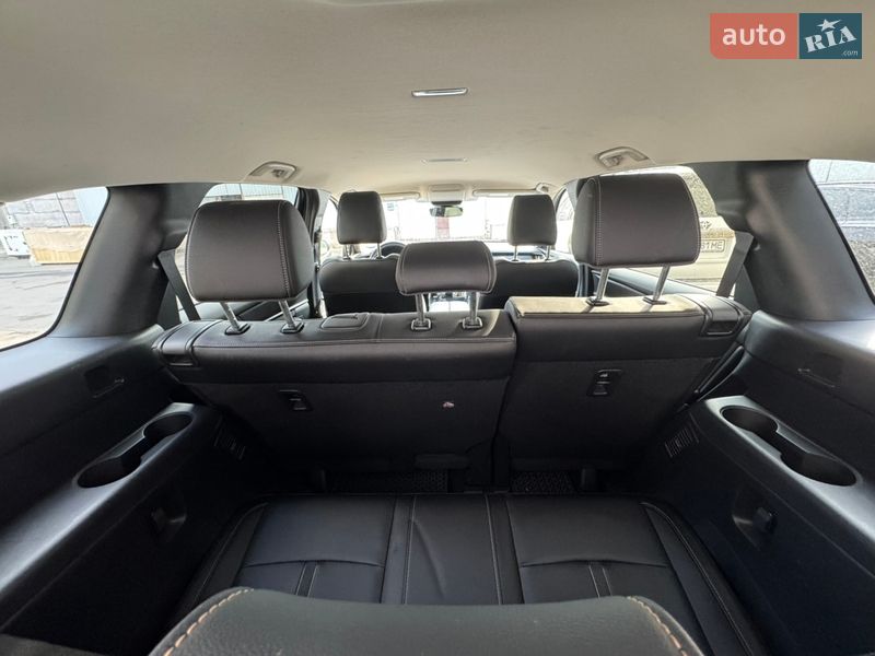 Внедорожник / Кроссовер Mazda CX-90 2024 в Киеве фото 10 Внедорожник / Кроссовер Mazda CX-90 2024 в Киеве