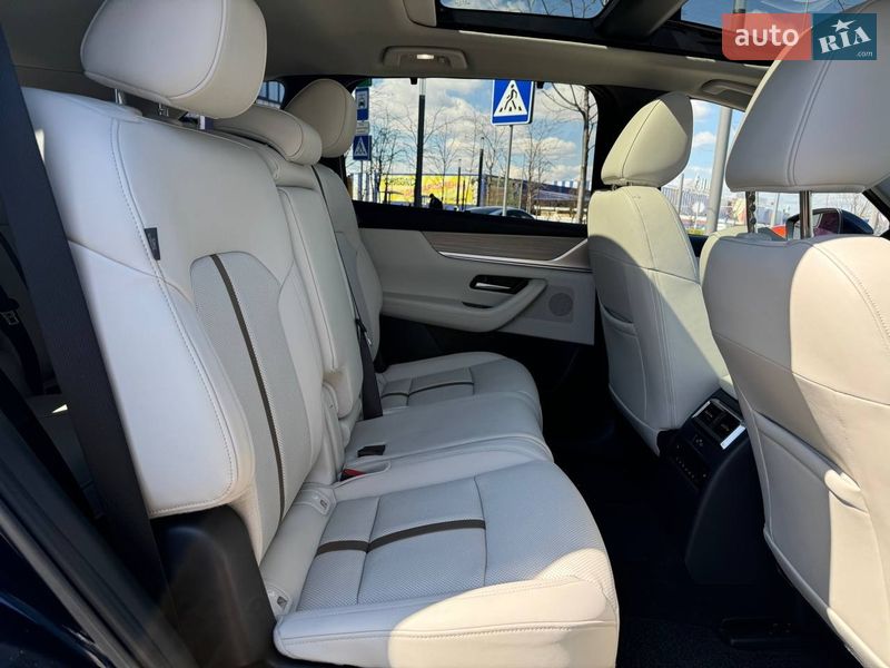 Внедорожник / Кроссовер Mazda CX-90 2024 в Киеве