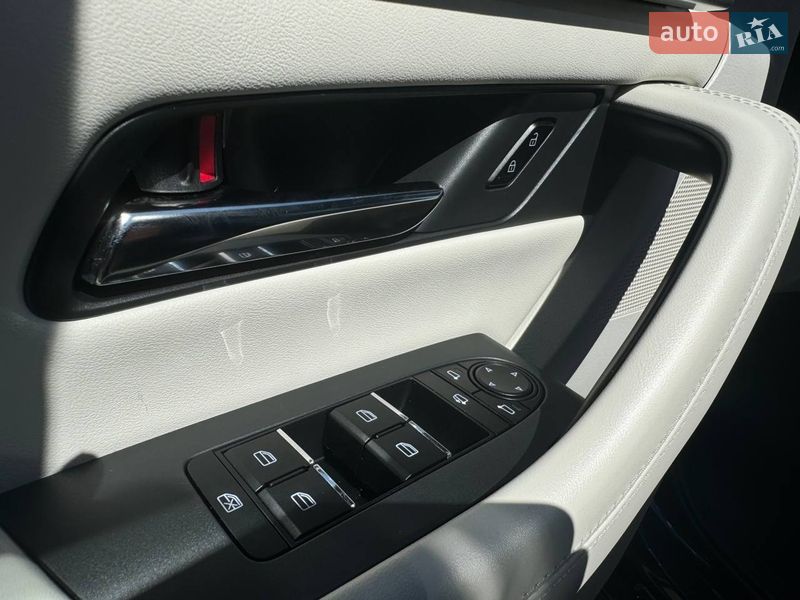 Внедорожник / Кроссовер Mazda CX-90 2024 в Киеве