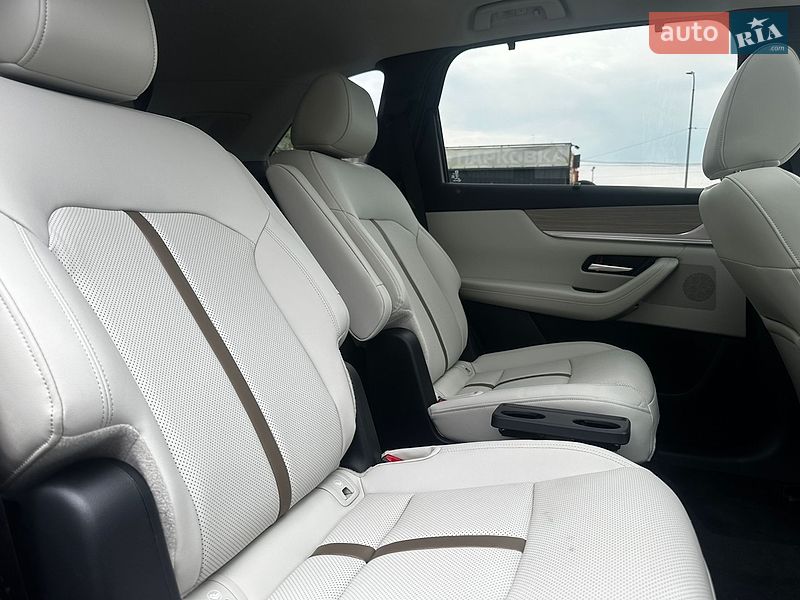 Позашляховик / Кросовер Mazda CX-90 2024 в Львові