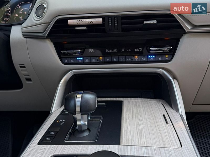 Внедорожник / Кроссовер Mazda CX-90 2023 в Киеве фото 13 Внедорожник / Кроссовер Mazda CX-90 2023 в Киеве
