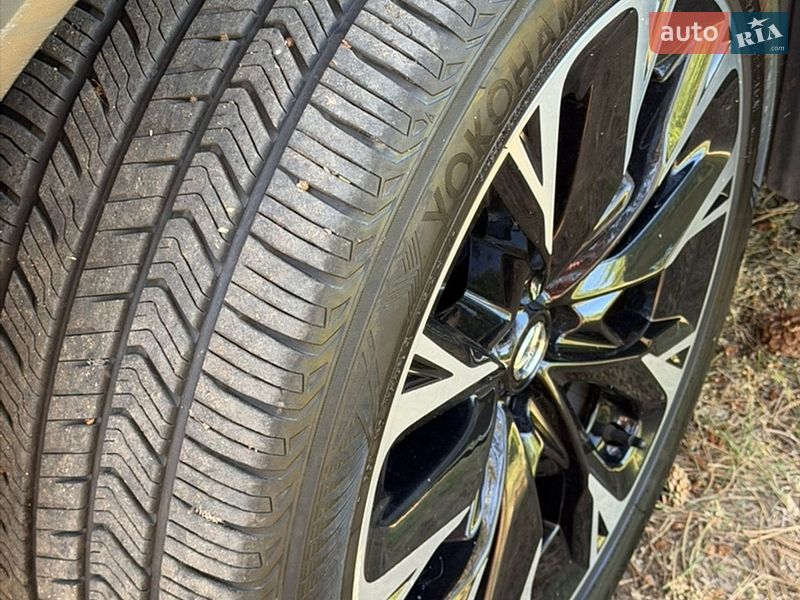 Внедорожник / Кроссовер Mazda CX-90 2023 в Киеве фото 33 Внедорожник / Кроссовер Mazda CX-90 2023 в Киеве