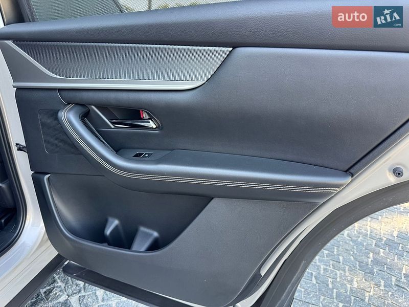 Позашляховик / Кросовер Mazda CX-90 2023 в Дніпрі фото 42 Позашляховик / Кросовер Mazda CX-90 2023 в Дніпрі