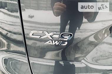 Позашляховик / Кросовер Mazda CX-9 2017 в 