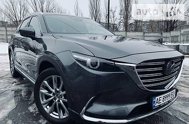 Позашляховик / Кросовер Mazda CX-9 2017 в 