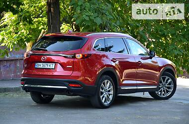 Позашляховик / Кросовер Mazda CX-9 2016 в 