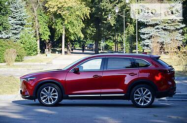 Позашляховик / Кросовер Mazda CX-9 2016 в 
