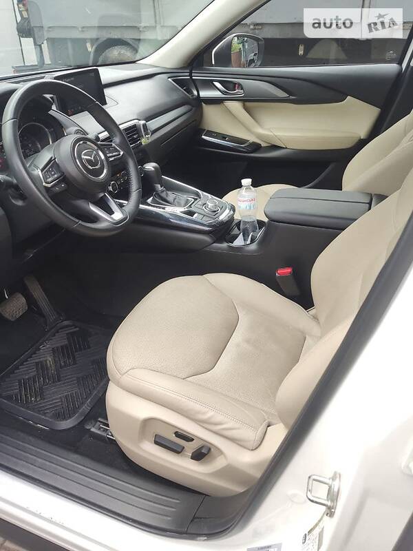 Внедорожник / Кроссовер Mazda CX-9 2016 в Киеве