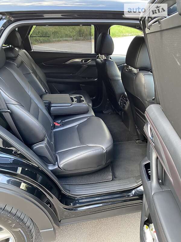 Внедорожник / Кроссовер Mazda CX-9 2016 в Киеве
