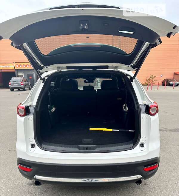 Позашляховик / Кросовер Mazda CX-9 2016 в Києві