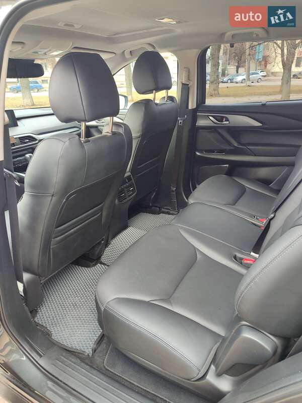 Внедорожник / Кроссовер Mazda CX-9 2018 в Полтаве