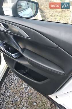 Внедорожник / Кроссовер Mazda CX-9 2016 в 
