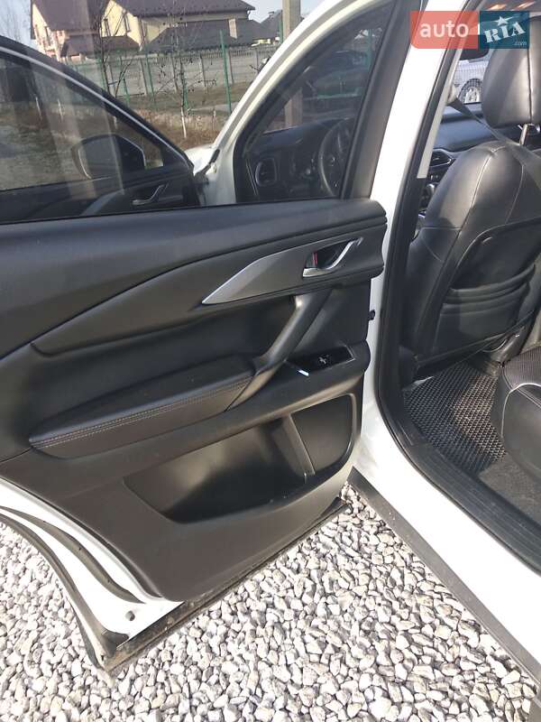 Внедорожник / Кроссовер Mazda CX-9 2016 в Виннице