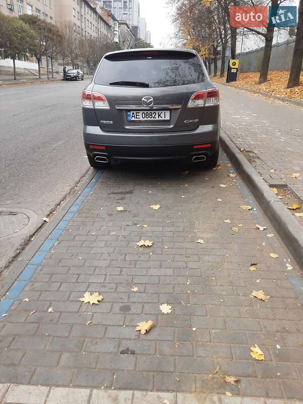 Позашляховик / Кросовер Mazda CX-9 2008 в Дніпрі