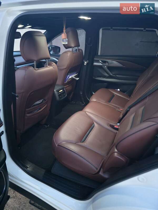 Позашляховик / Кросовер Mazda CX-9 2018 в Миколаєві