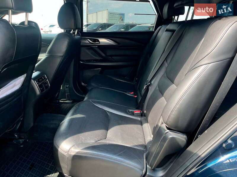 Внедорожник / Кроссовер Mazda CX-9 2018 в Львове
