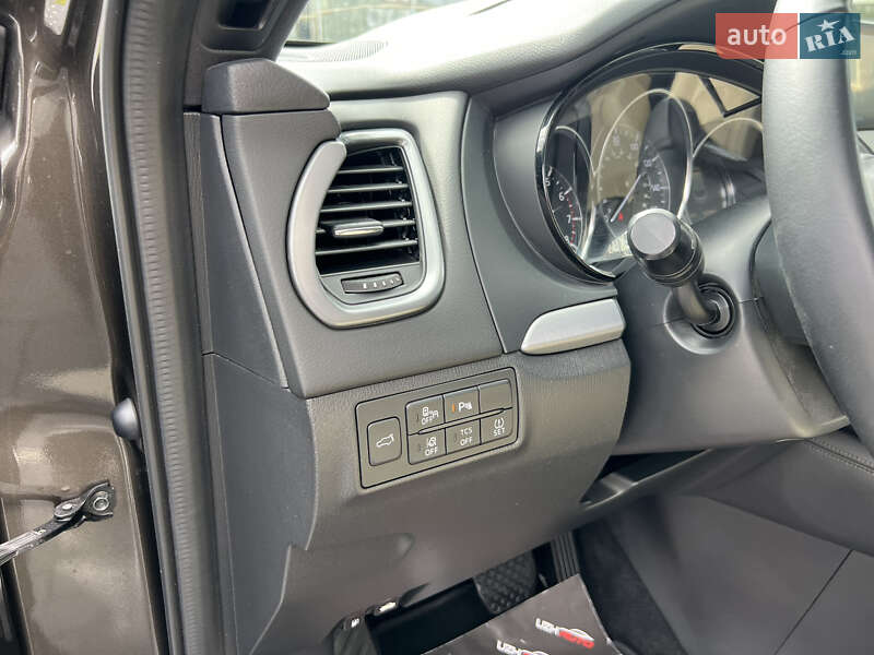 Внедорожник / Кроссовер Mazda CX-9 2016 в Ужгороде