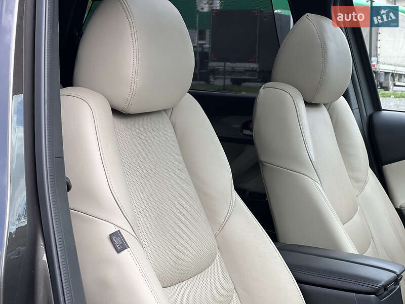 Внедорожник / Кроссовер Mazda CX-9 2016 в Ужгороде