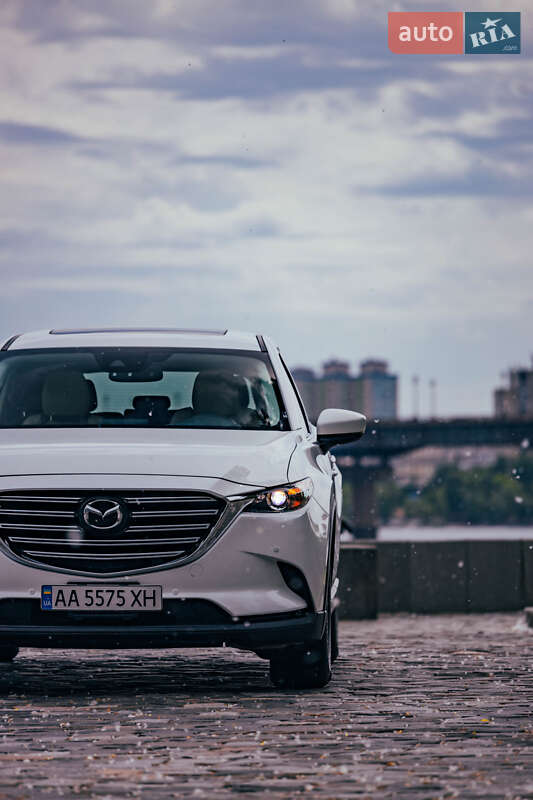 Внедорожник / Кроссовер Mazda CX-9 2018 в Киеве