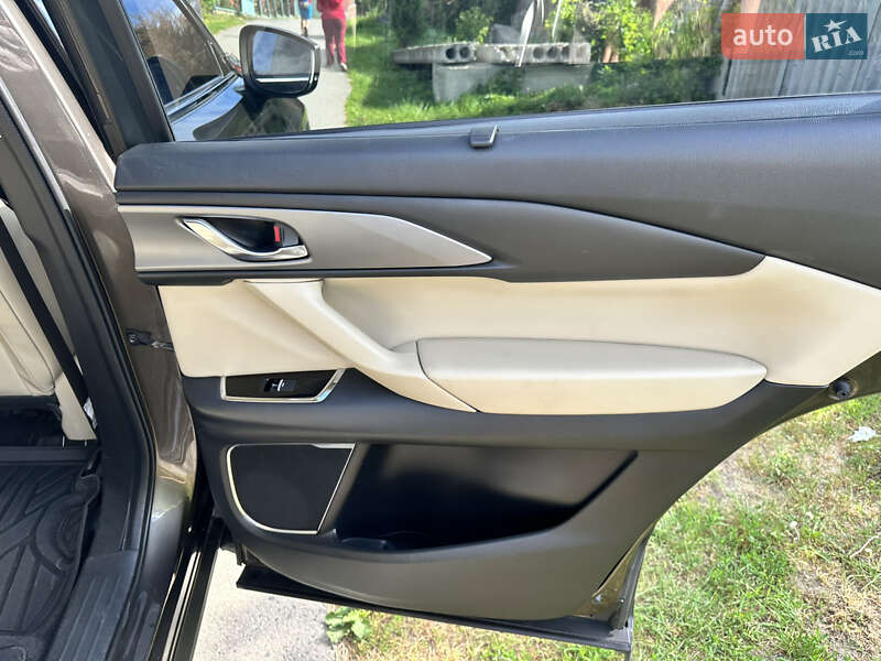 Внедорожник / Кроссовер Mazda CX-9 2017 в Полтаве