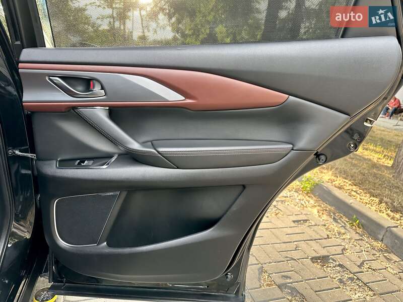 Внедорожник / Кроссовер Mazda CX-9 2016 в Днепре