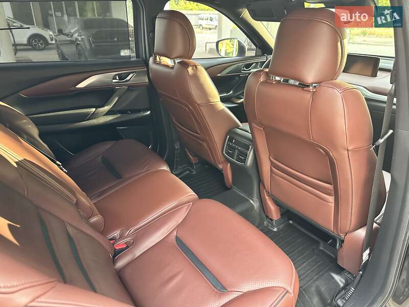 Внедорожник / Кроссовер Mazda CX-9 2016 в Днепре