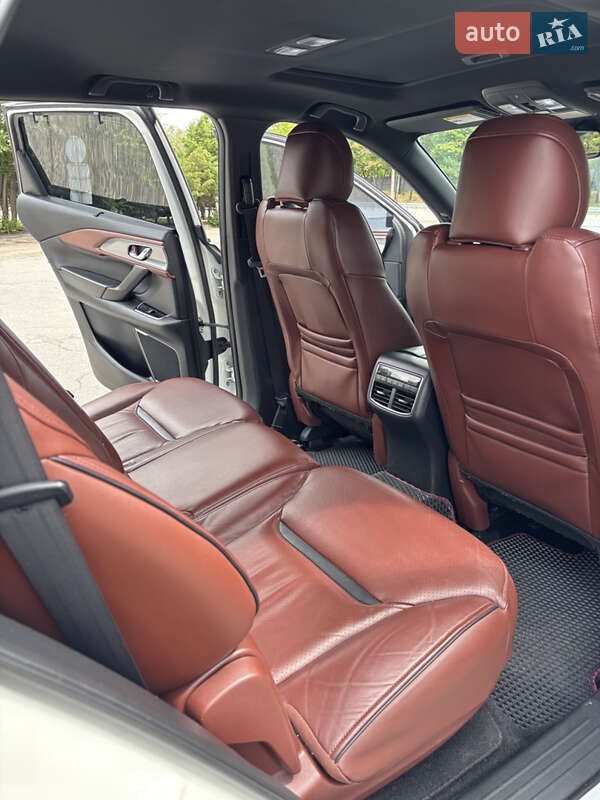 Позашляховик / Кросовер Mazda CX-9 2016 в Дніпрі