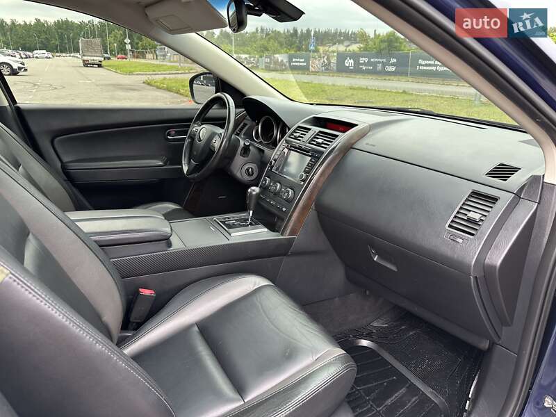 Внедорожник / Кроссовер Mazda CX-9 2011 в Киеве