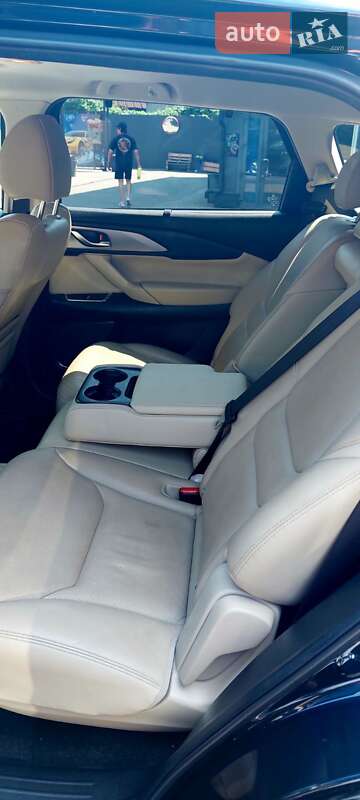 Позашляховик / Кросовер Mazda CX-9 2018 в Дніпрі