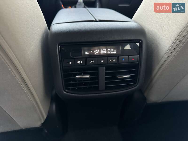 Внедорожник / Кроссовер Mazda CX-9 2016 в Одессе фото 23 Внедорожник / Кроссовер Mazda CX-9 2016 в Одессе