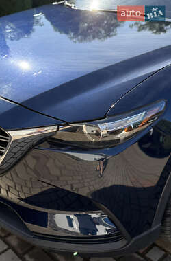 Позашляховик / Кросовер Mazda CX-9 2016 в 