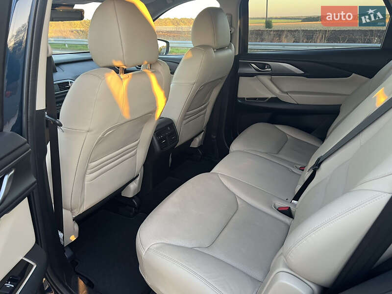 Внедорожник / Кроссовер Mazda CX-9 2018 в Звенигородке