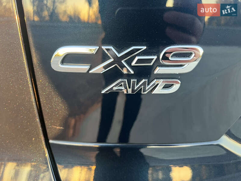 Внедорожник / Кроссовер Mazda CX-9 2018 в Звенигородке