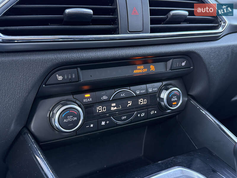 Внедорожник / Кроссовер Mazda CX-9 2016 в Киеве