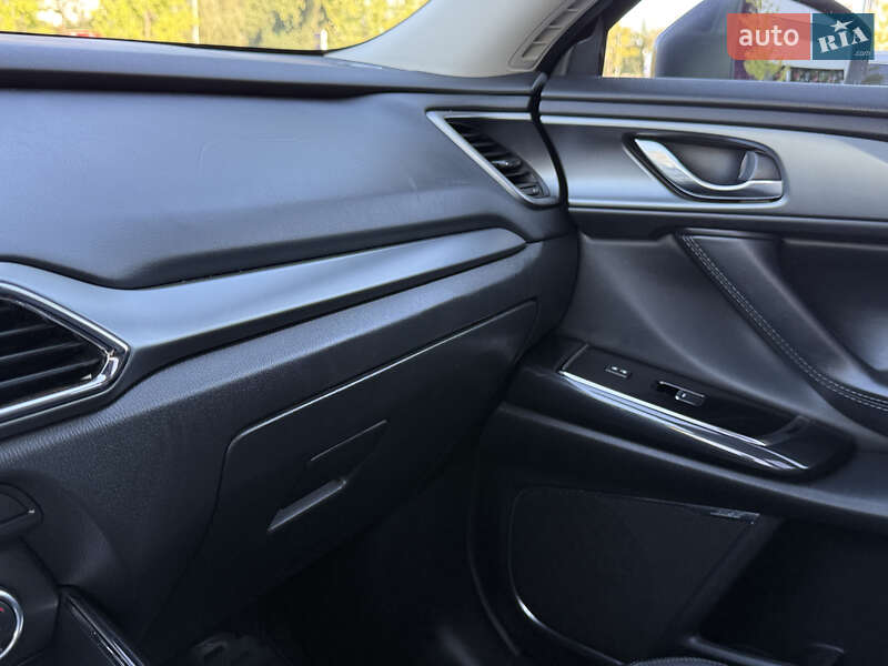Внедорожник / Кроссовер Mazda CX-9 2016 в Киеве