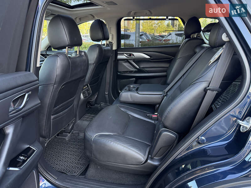 Внедорожник / Кроссовер Mazda CX-9 2016 в Киеве