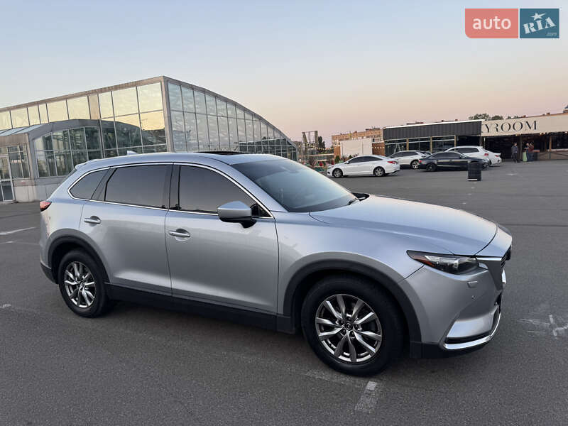 Внедорожник / Кроссовер Mazda CX-9 2016 в Киеве