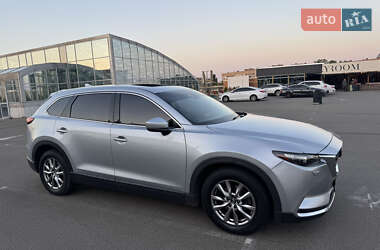 Позашляховик / Кросовер Mazda CX-9 2016 в 